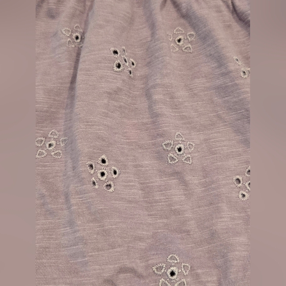 NWOT Maurcies Sleeveless Purple Eyelet Top - Picture 2 of 6